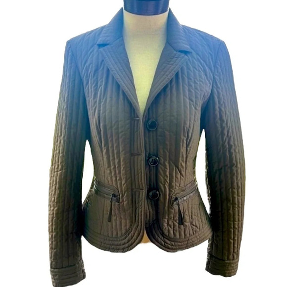 Olson puffy blazer in rich brown with zipper detailed front pockets. Size M - Picture 1 of 5